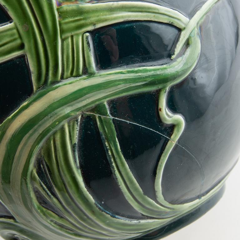 Ytterfoder Jugen tidigt 1900-tal flintgods.