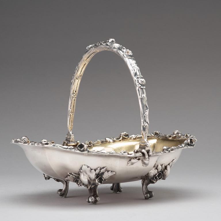 Fruktkorg, silver, oidentifierad mästare, S:t Petersburg 1861,