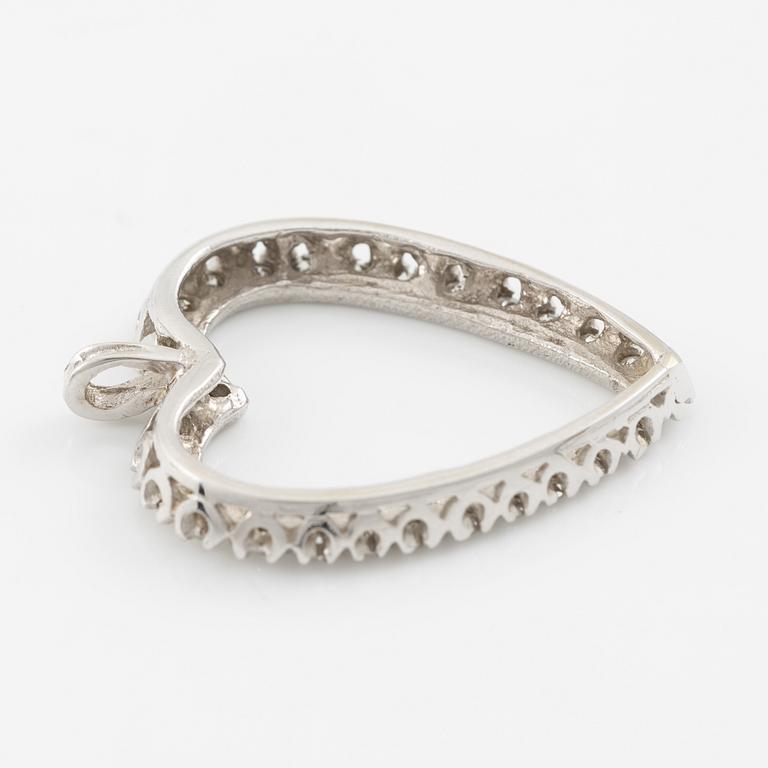 Hänge, i form av hjärta, 14K vitguld med åttkantslipade diamanter.
