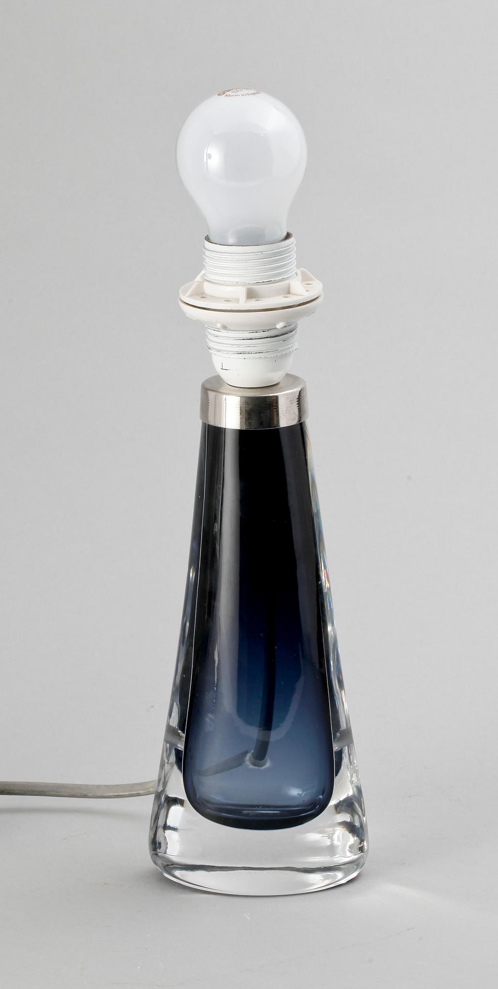 BORDSARMATUR, glas, Carl Fagerlund, Orrefors. 1900-talets andra hälft.
