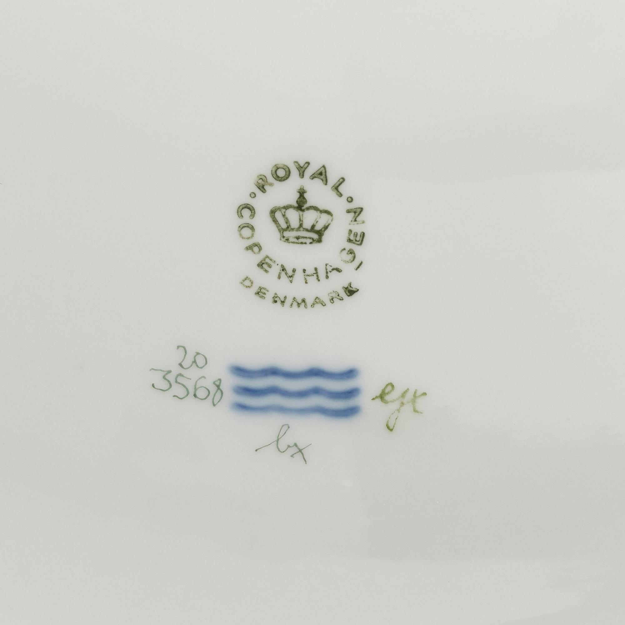A Royal Copenhagen 'Flora Danica' vegetable tureen with cover, Denmark, 20th century.