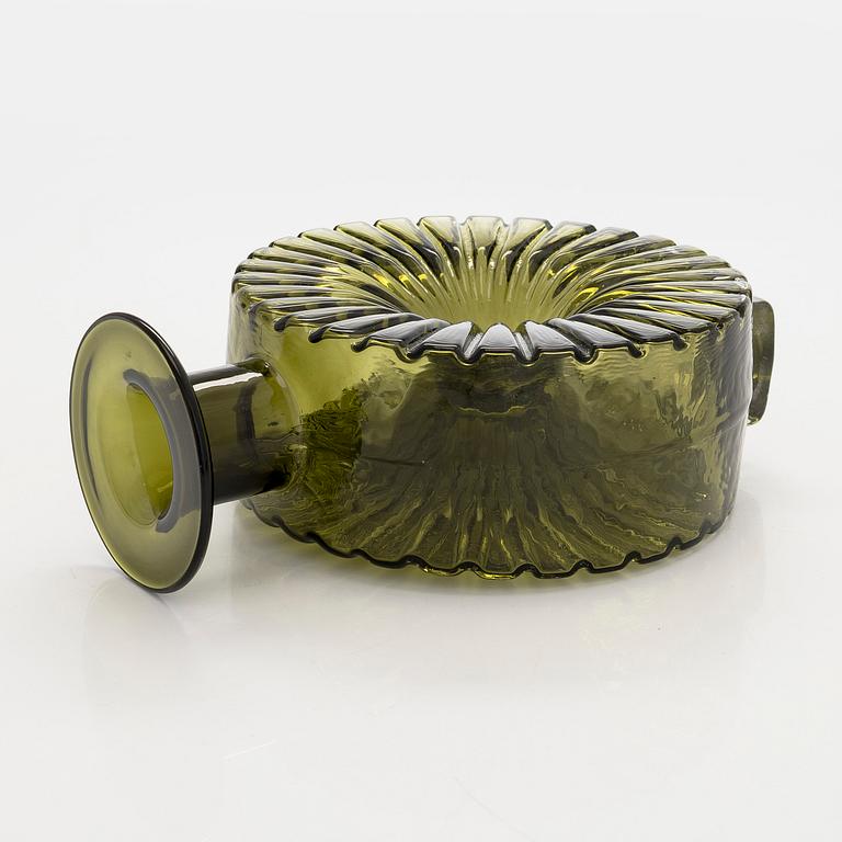 Helena Tynell, a 'Sun bottle' for Riihimäen Lasi Oy. In production 1964-1974.