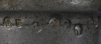 MÅTTKANNOR, 4 st samt TEKANNA, tenn.