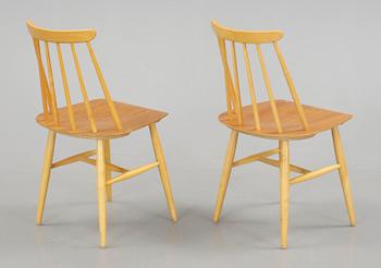 STOLAR, ett par, "Fanett", Ilmari Tapiovaara, Edsbyverken. Formgiven 1955.