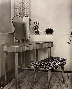 Einar Dahl, a vanity table with stool, cabinetmaker Hjalmar Wikström, for the Stockholm Crafts Association, ca 1939.