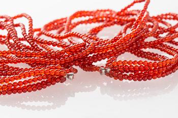 COLLIER, Ole Lynggaard, karneoler.