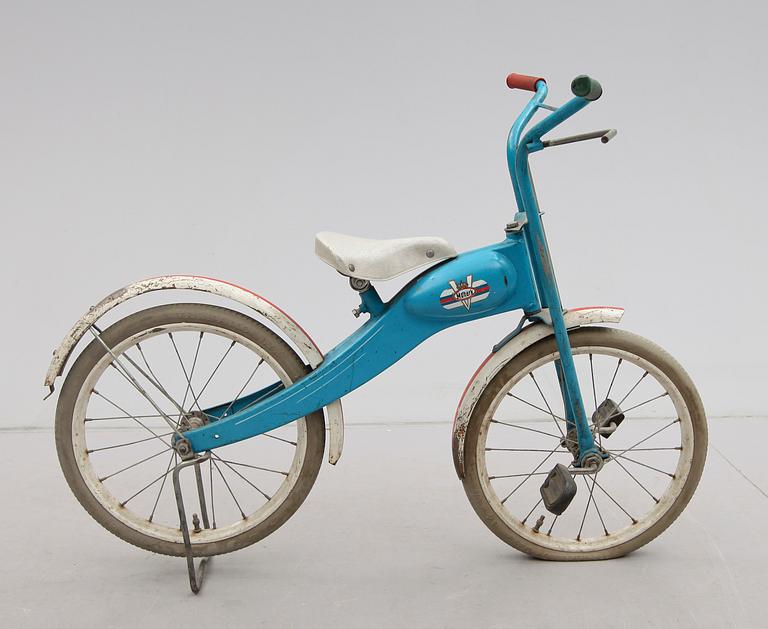 BARNCYKEL, Banbino, Monark, 1900-talets mitt.