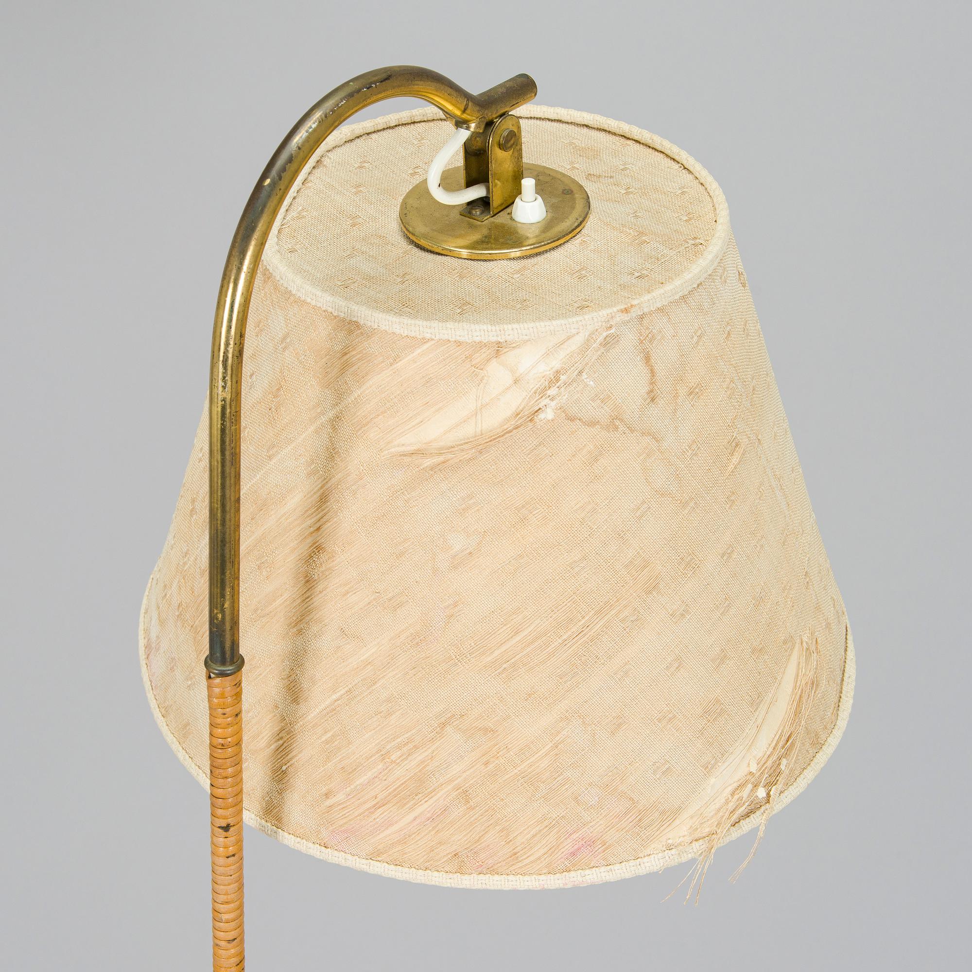 Paavo Tynell, golvlampa, modell 9609, Taito 1900-talets mitt.
