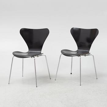 Arne Jacobsen, six 'Series 7' chairs, from Fritz Hansen, Denmark, 1960's and 70s.