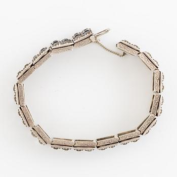 Armband, silver med pastestenar.