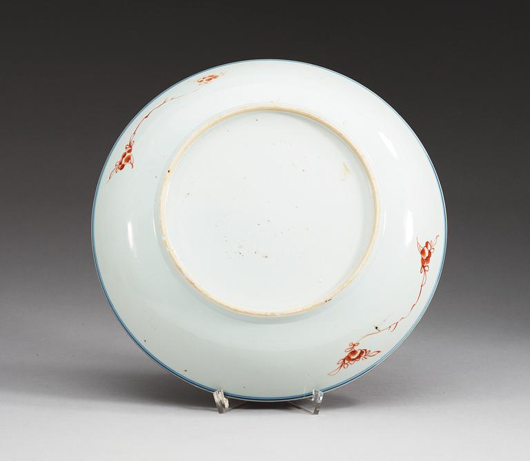 A famille verte dish, Qing dynasty, Yongzheng (1723-35).