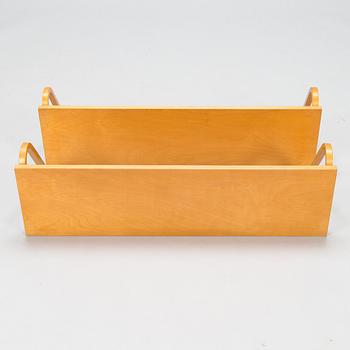Alvar Aalto,  Two mid 20th Century '112B' shelves for Artek.