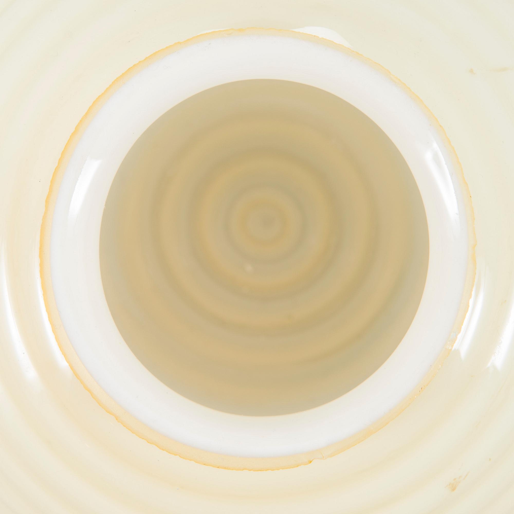 Paavo Tynell, katto-/ seinävalaisimia, 2 kpl, malli 2008, Taito 1930-luku.