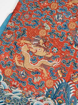 An embroidered silk robe, Qing dynasty, 19th Century.