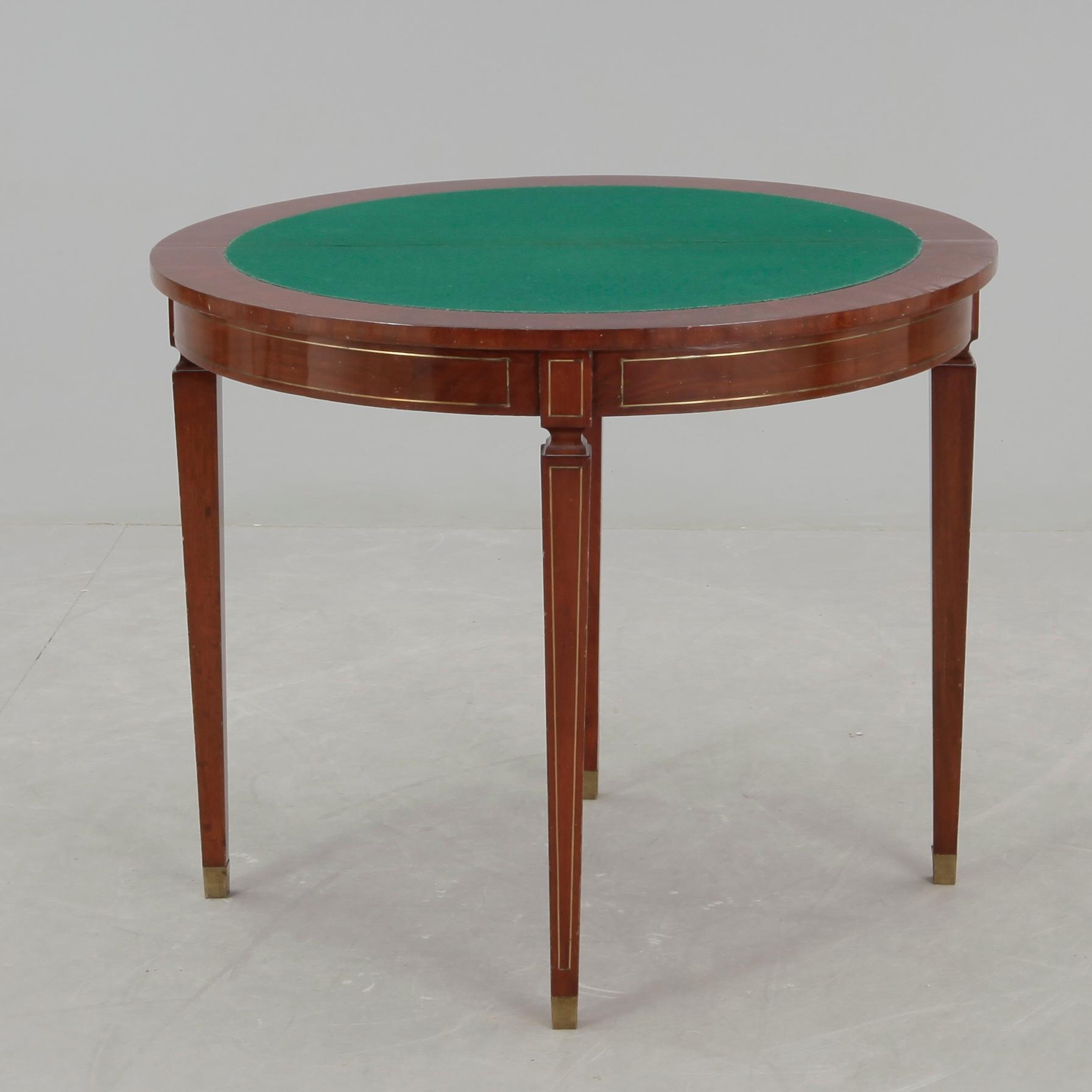 SPELBORD, 1900-talets första hälft.