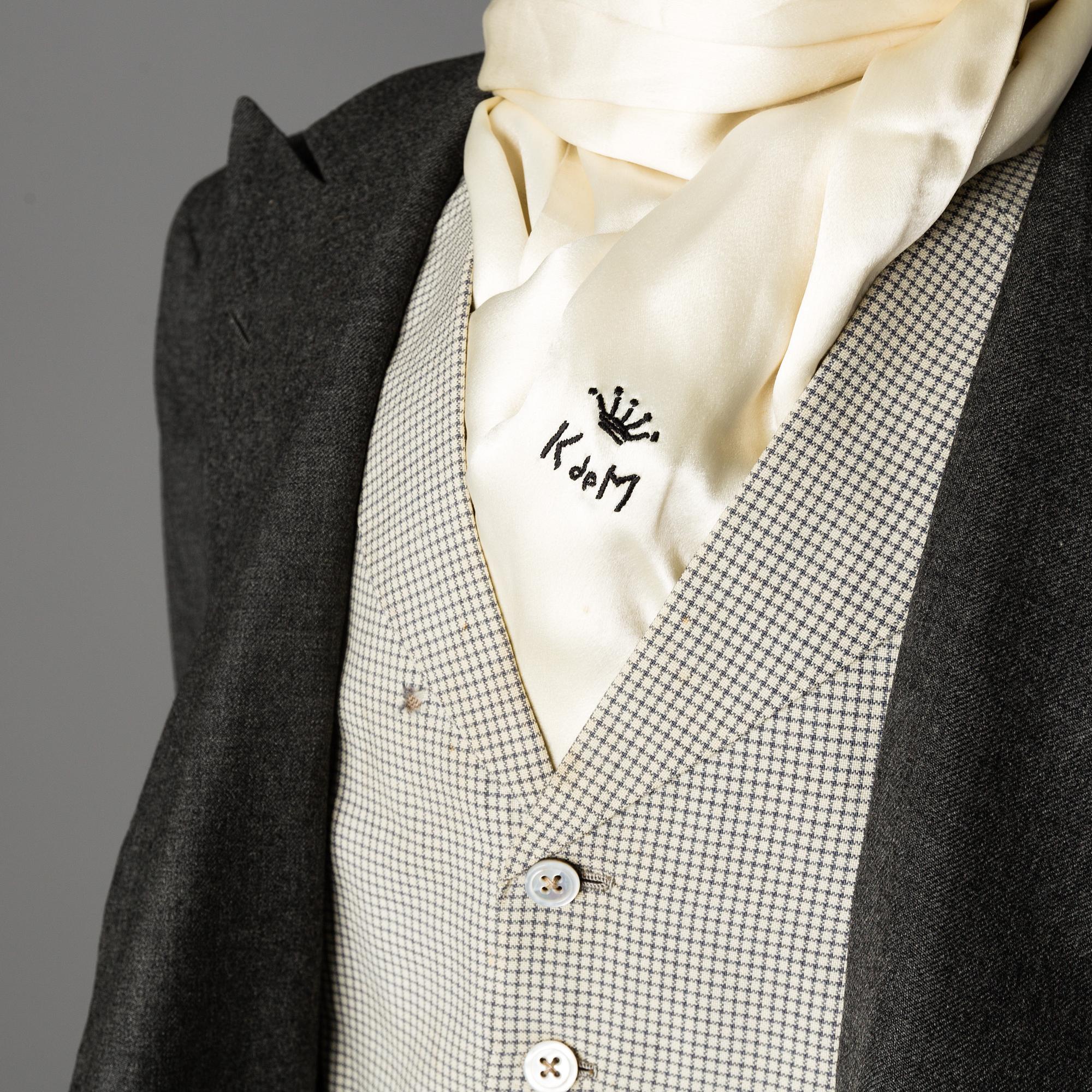 Five pieces of clothing owned by Kar de Mumma, second half of the 20th Century.