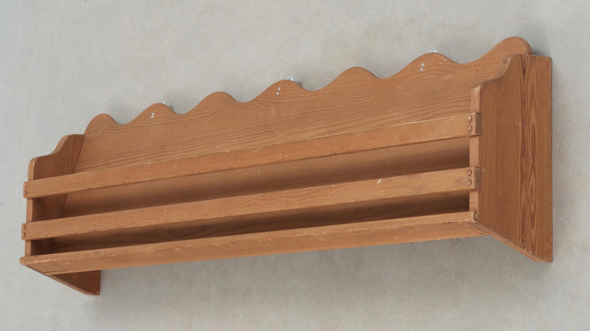 AXEL-EINAR HJORTH, tillskriven, vägghylla, troligen modell "Utö", Nordiska Kompaniet.