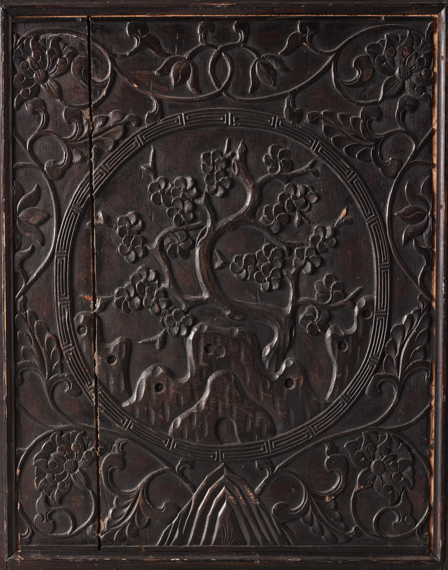A Chinese wooden panel, Qing dynasty, 19th Century.