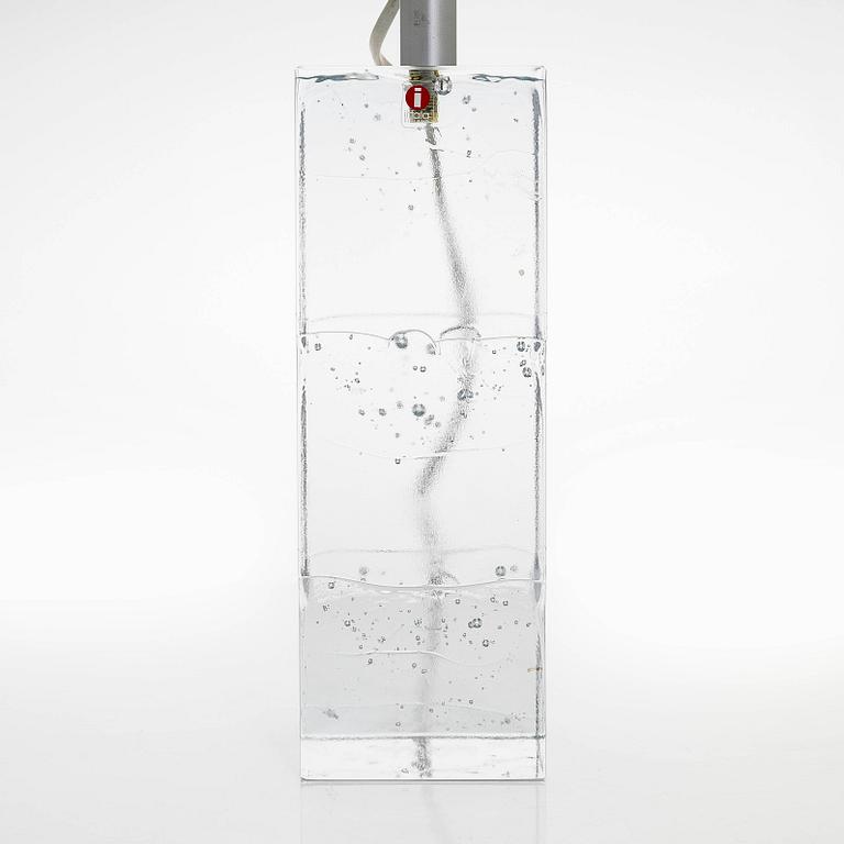 Oiva Toikka, A tablelamp for Iittala, signed Oiva Toikka Nuutajärvi.