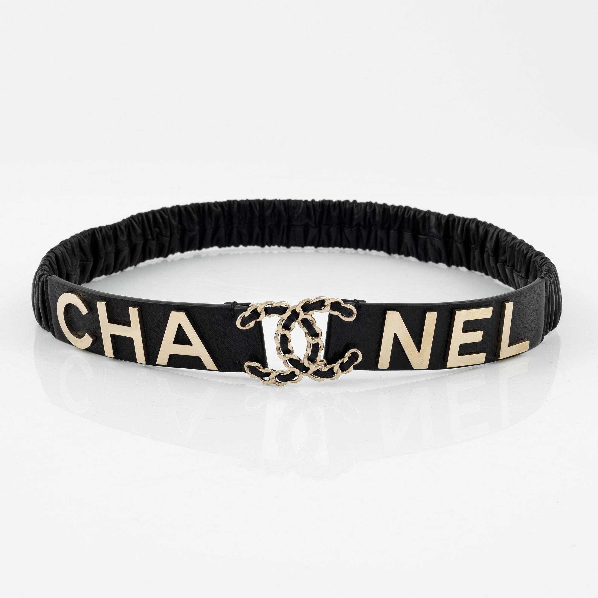 Chanel an elastic black leather and metal belt 2019 size 80 32. Bukowskis