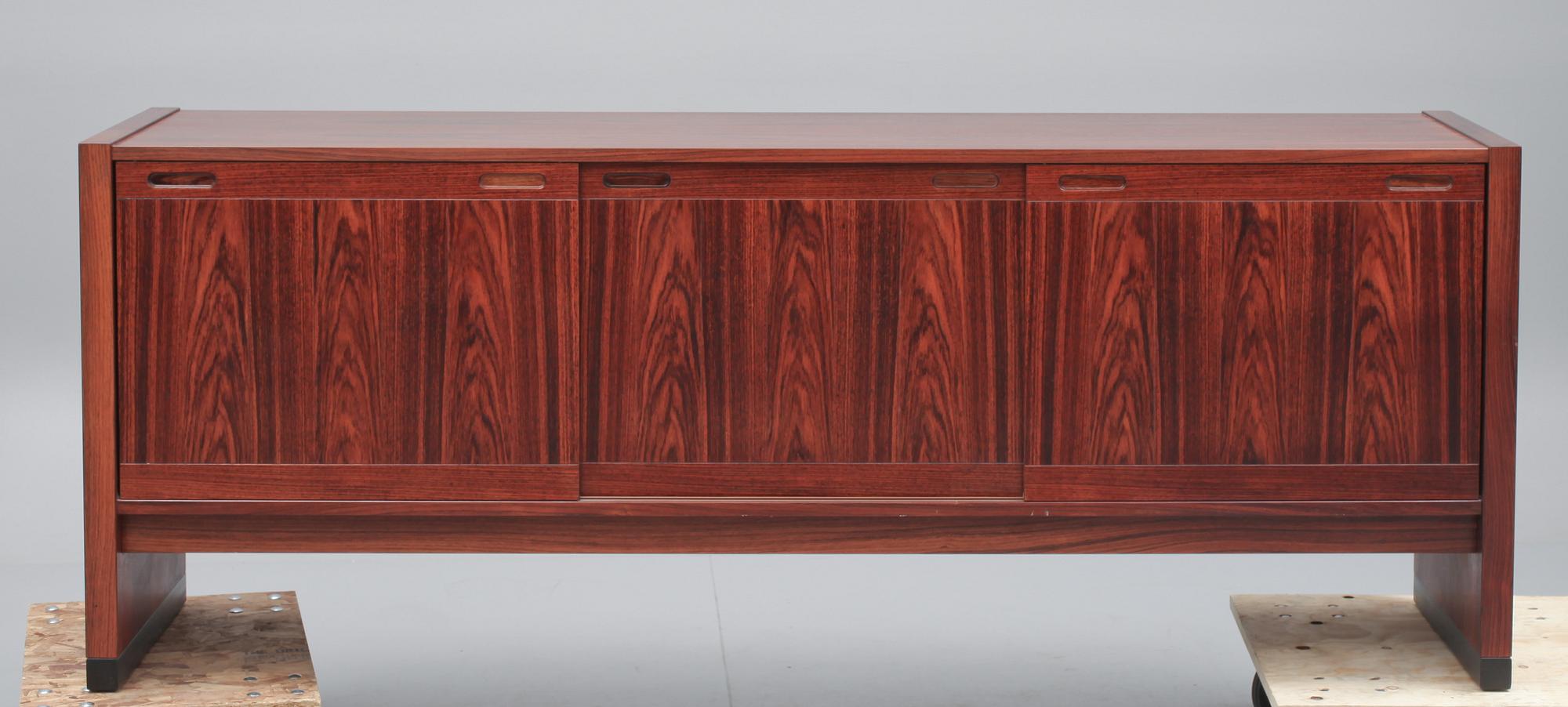 SIDEBOARD, 1960-tal.