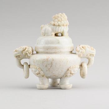 RÖKELSEKAR, nefrit, Kina.