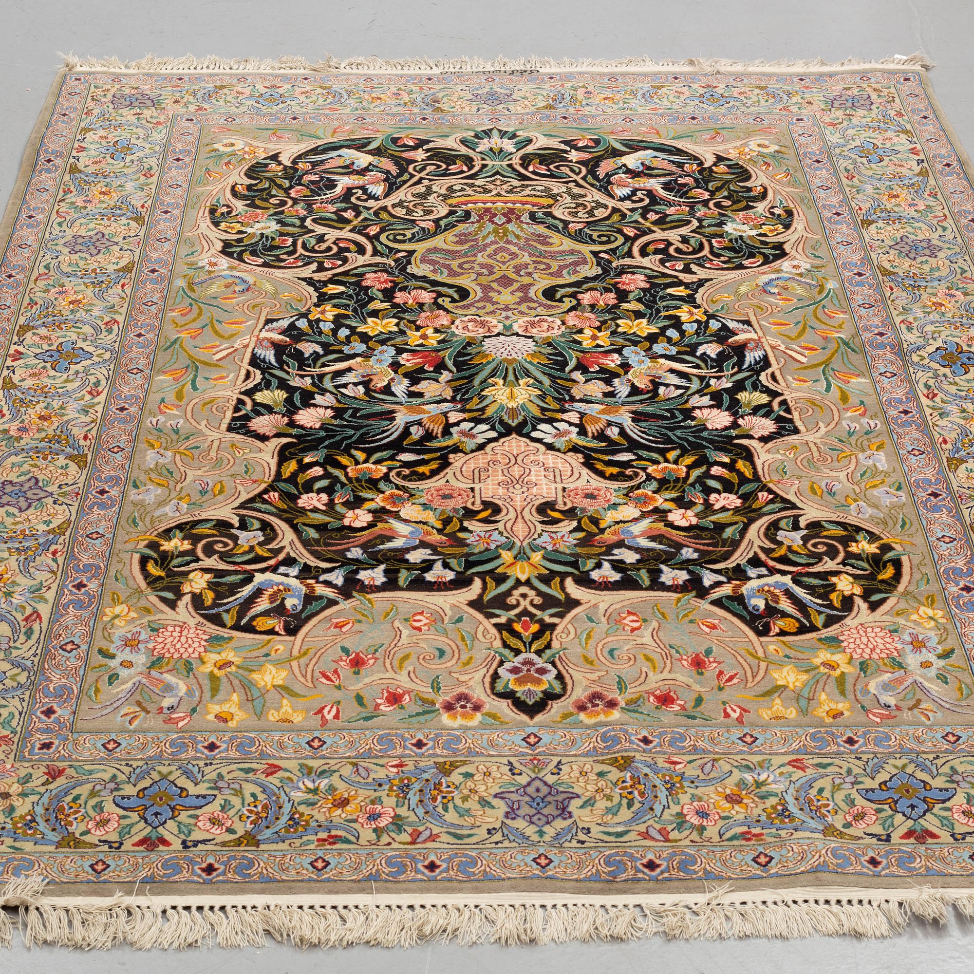 MATTA, Old Isfahan part silk, Nabawi, ca 240 x 160 cm.