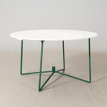 Arthur Lindqvist, garden group 6 parts, model 9A and model 2A, Grythyttan 20th century.