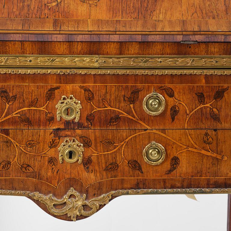 A Gustavian late 18th century secretaire attributed to Jonas Hultsten (master in Stockholm 1773-1794).