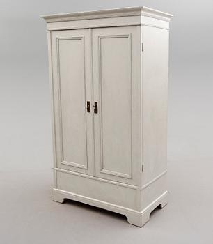 KLÄDSKÅP, 1900-talets början.