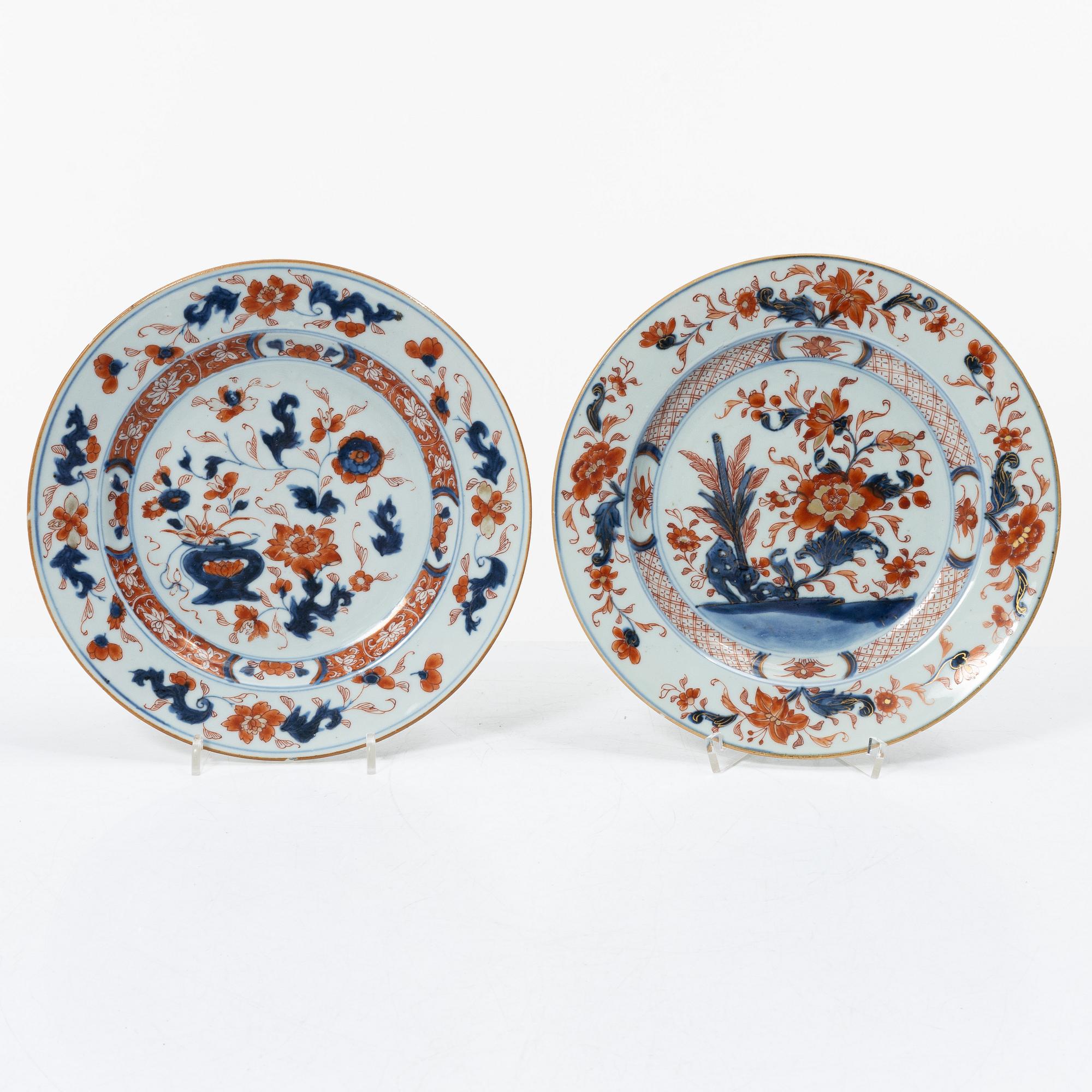 Seven export porcelain plates, China, Qing dynasty, 18th century.