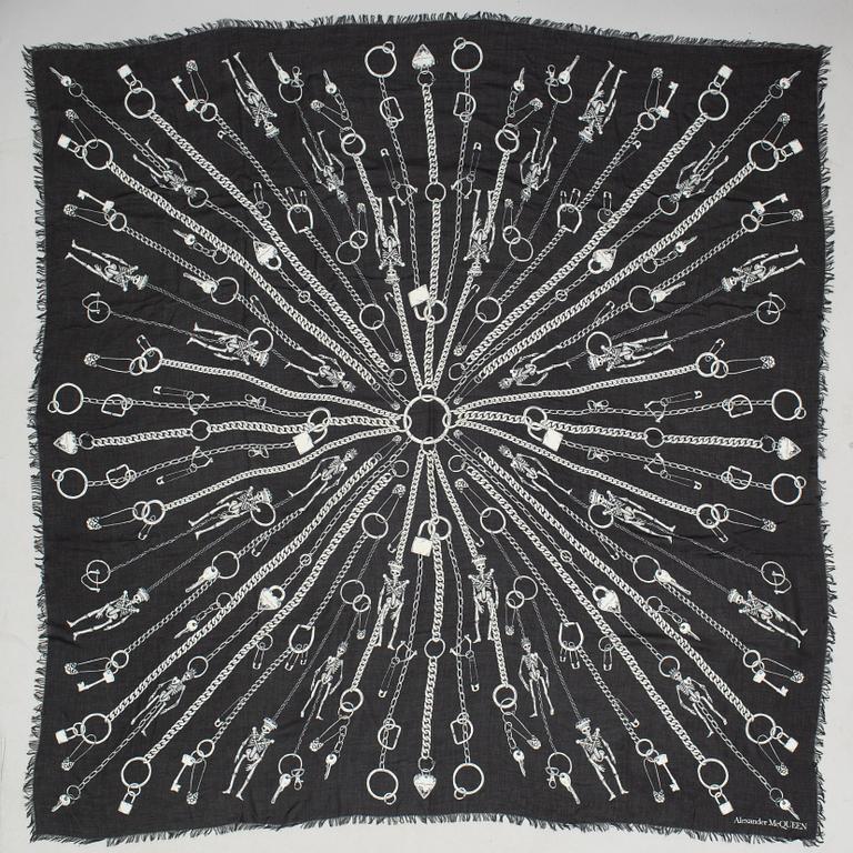 Alexander McQueen, a 'Chain Burst' shawl, 2019.