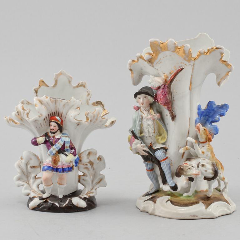 VASER, 2 st, porslin, senempire, 1800-tal.