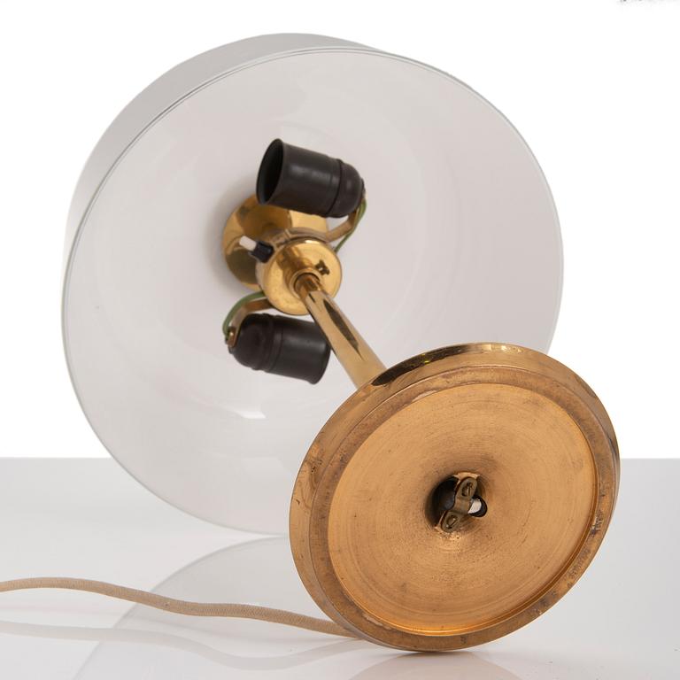 PAAVO TYNELL, a mid-20th-century' 9211' table lamp for Taito, Finland.