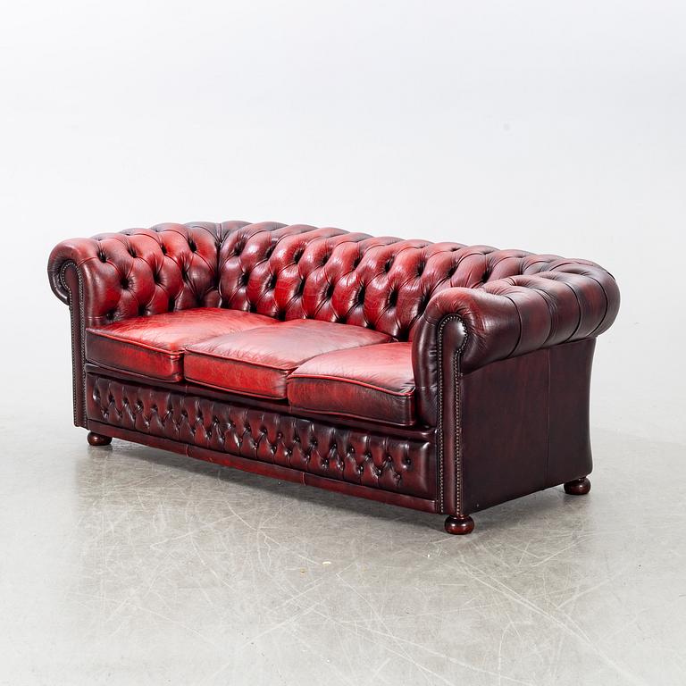 SOFFA, Chesterfield-modell, Winchester Furniture, 1900-talets fjärde kvartal.