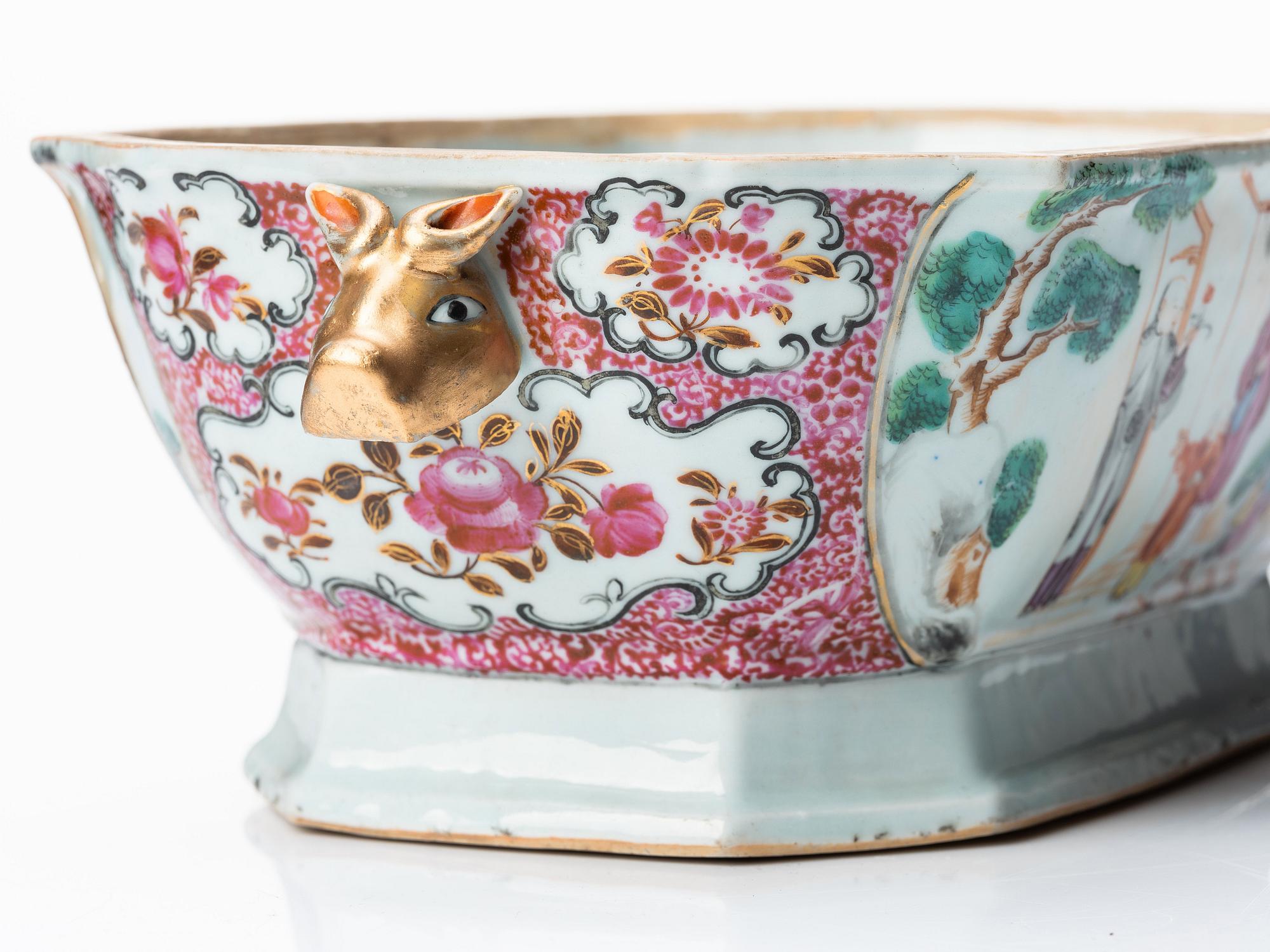 A famille rose tureen with cover, Qing dynasty, Qianlong (1736-95).