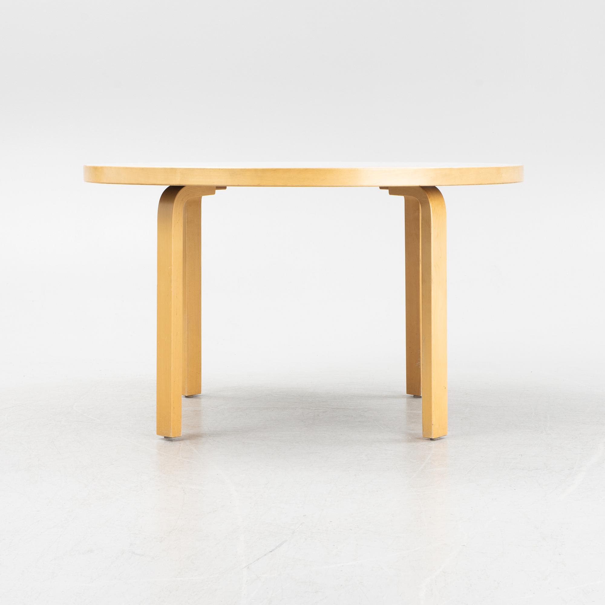 Alvar Aalto, a model 91 dining table, Artek, Finland.