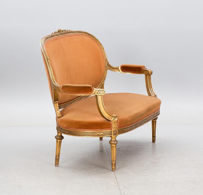 SOFFA, Louis XVI-stil, 1900-talets första hälft.
