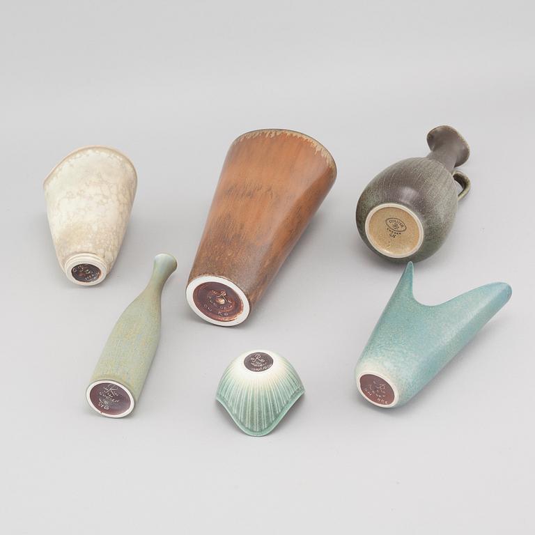 Six pieces of stone ware by Gunnar Nylund and Carl-Harry Stålhane, Rörstrand, 20th century.