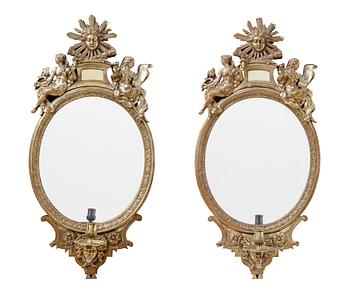 A pair of late Baroque circa 1720 argent haché girandole mirrors, Burchard Precht's workshop.