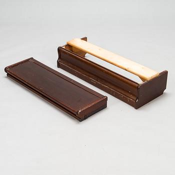 An early 20th century Billnäs book shelf / book cabinet.