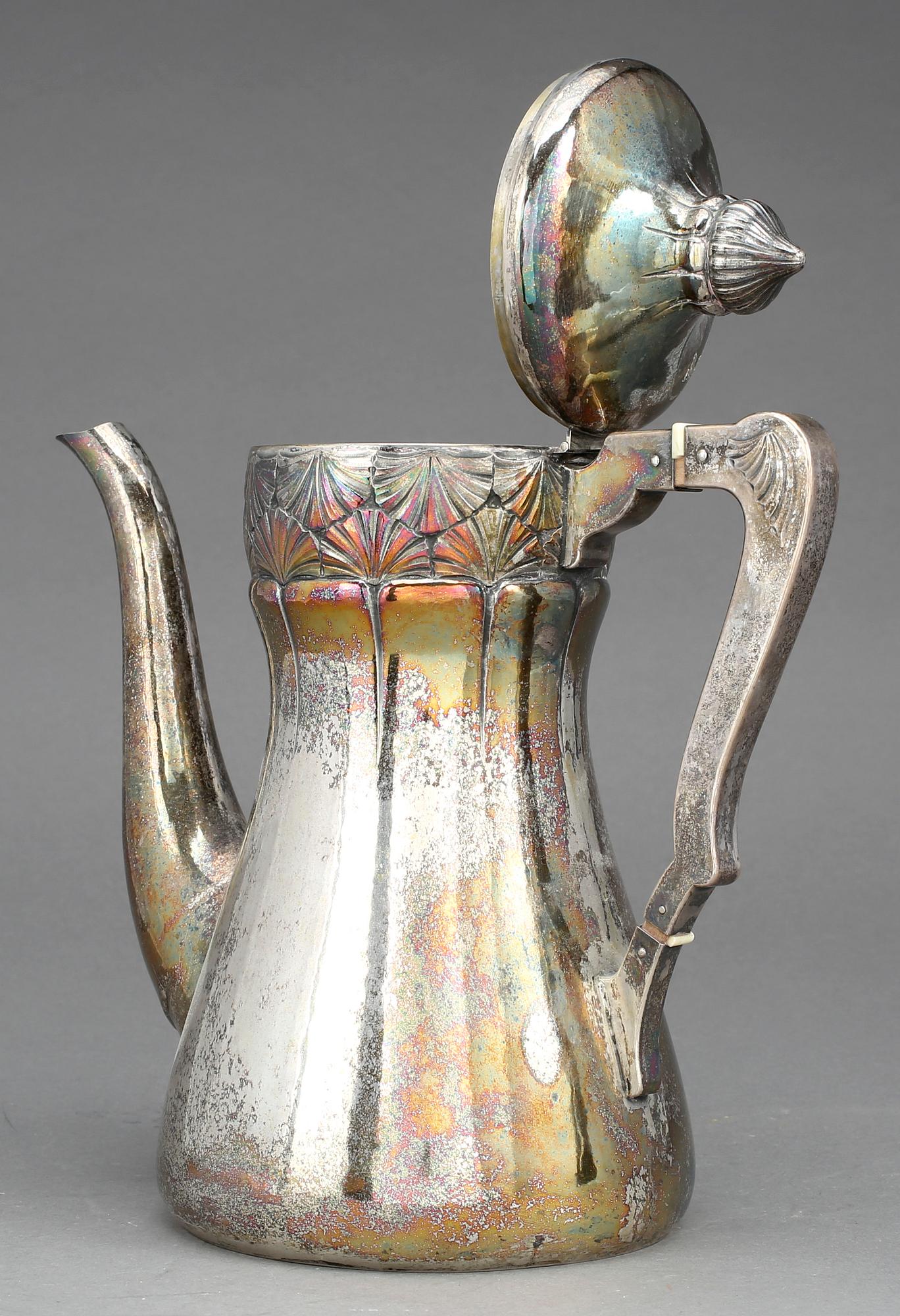 KAFFEKANNA, silver, jugend, Harry Sandelius, Lund, 1926. Vikt ca 850g.