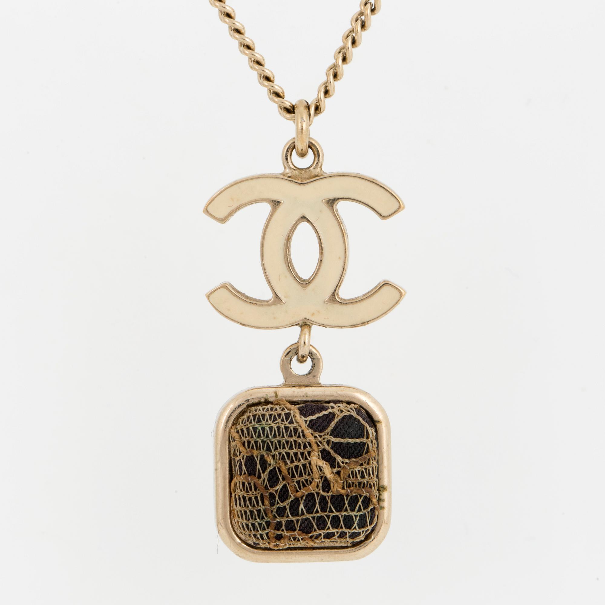CHANEL, a 2006 necklace.