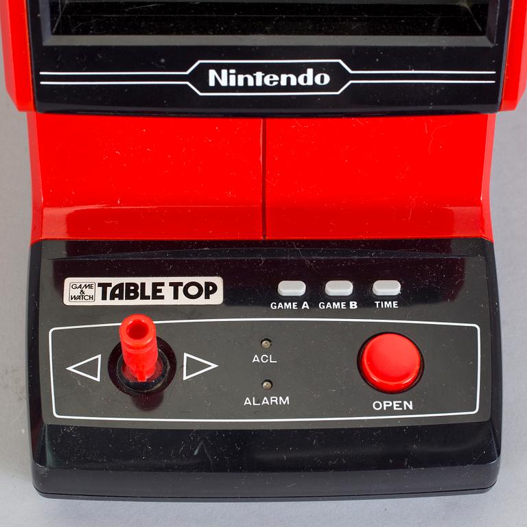 SPELKONSOL, "Mario's Cement Factory", Game & Watch table top, Nintendo, 1983.