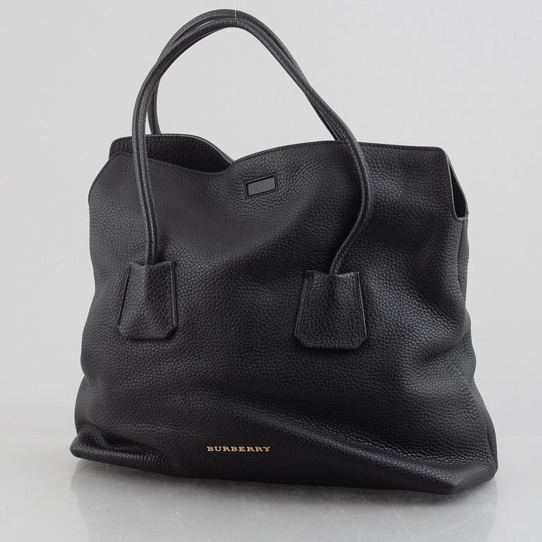 Burberry, a 'Baynard Tote' hand bag, 2016.