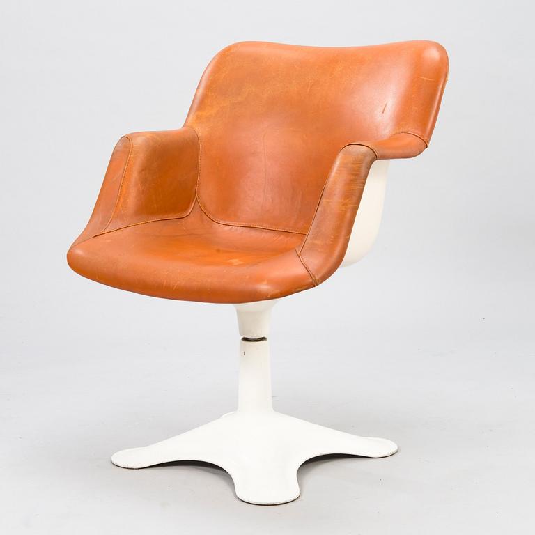 YRJÖ KUKKAPURO, a pair of 1970's '417' chairs for Haimi.