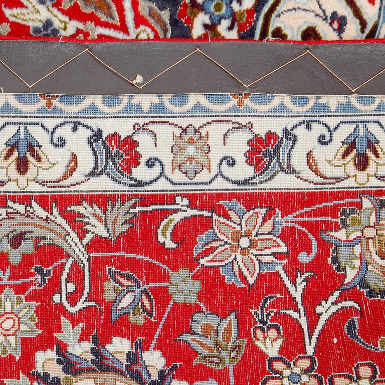 MATTA, old Isfahan, sk Enteshari, silkesinslag, ca 362x245 cm.