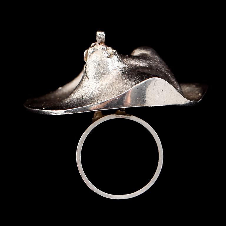 RING, sterling silver, Björn Weckström Lapponia 1969. Vikt ca 29 g.