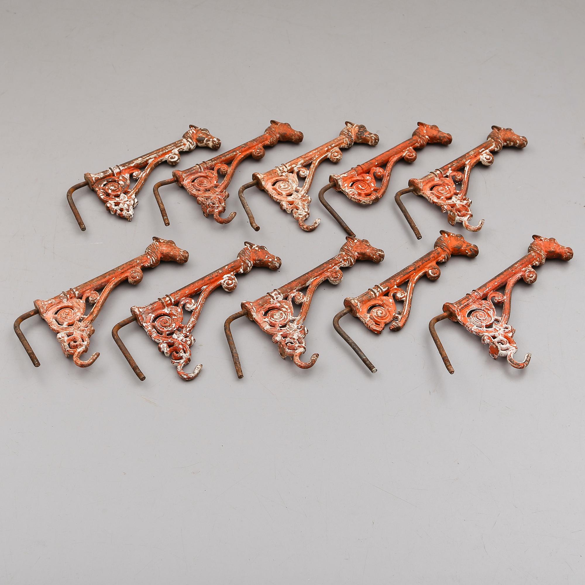 STALLKONSOLER, 10 st, gjutjärn, 1900-talets första hälft.