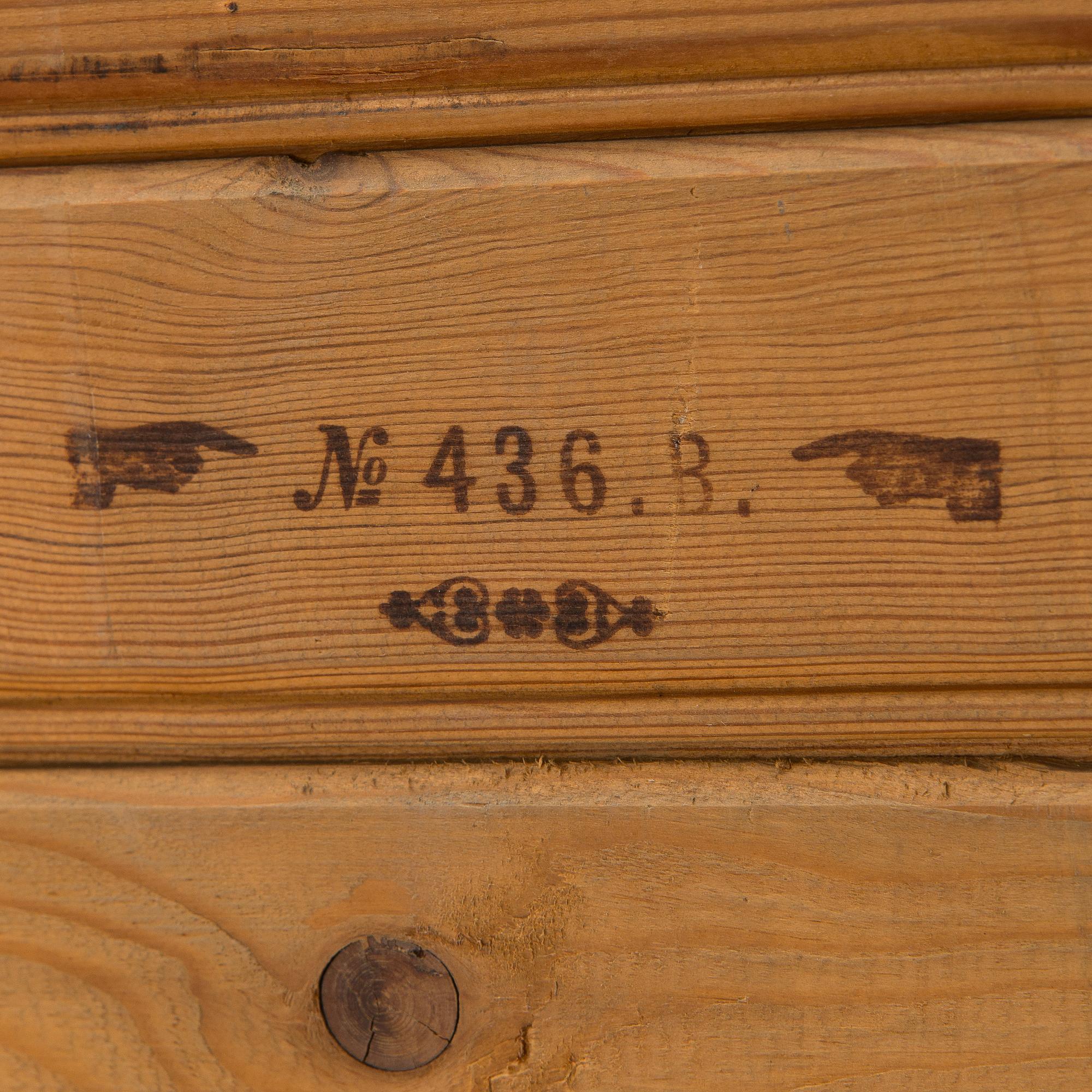 An 1920s/30s archive cabinet, Billnäs.